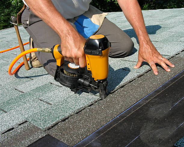 Quick and Trustworthy Emergency Roof Repair Services in Castaic, CA